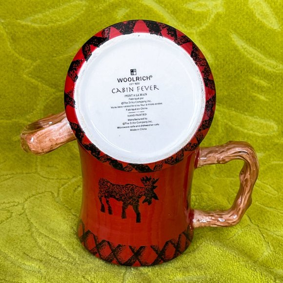 Woolrich Cabin Fever by ZRIKE 2 Ceramic Mugs Hand Painted Red Cottage Holiday - Picture 9 of 11
